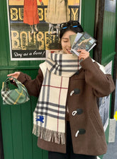 China Replica Burberry Scarf 52usd Only